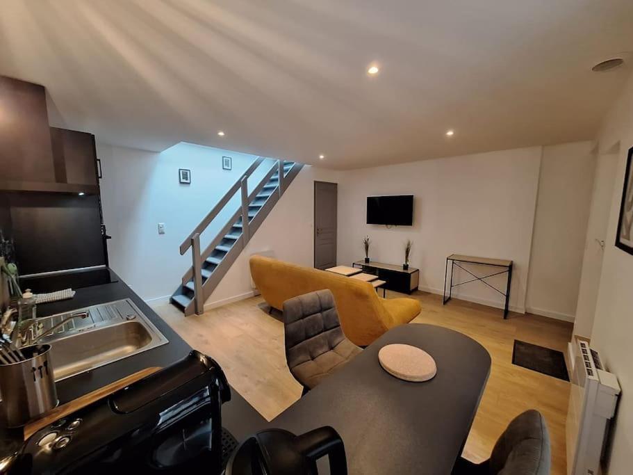 Le - Duplex Centre Apartment *